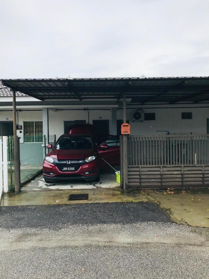 Alyn Home Batu Pahat II Wifi Coway Mohd Noor Exterior photo